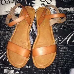 Palms sandals